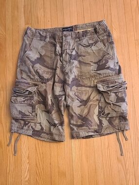 2 for $50 - Nautica Jeans Co. Men's size 36 Green Jean Cotton Camo Shorts